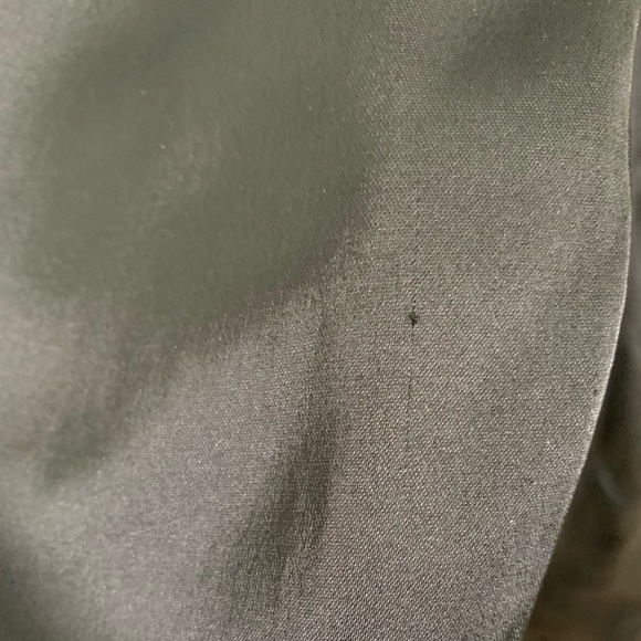 Zara black low V-neck mini dress - Picture 7 of 8